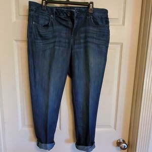 SONOMA BOYFRIEND JEANS!!